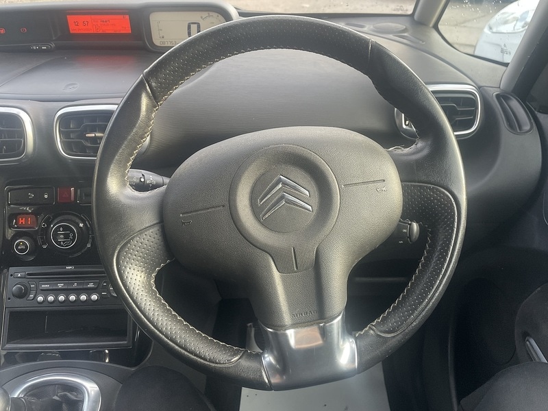 Used Citroen C3 Picasso 2009 for sale - 76615847: Photo 22