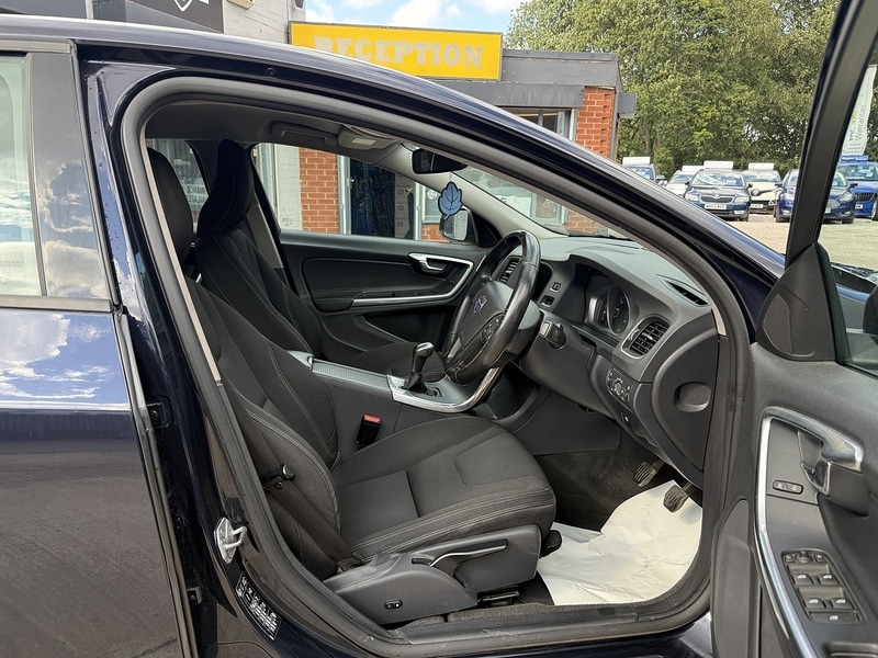 Used Volvo S60 2016 for sale - 76615808: Photo 13