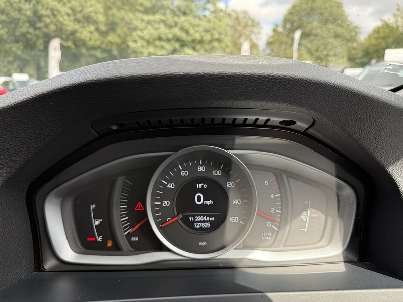 Used Volvo S60 2016 for sale - 76615808: Photo 18