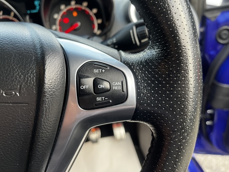 Used Ford Fiesta 2015 for sale - 76615835: Photo 26