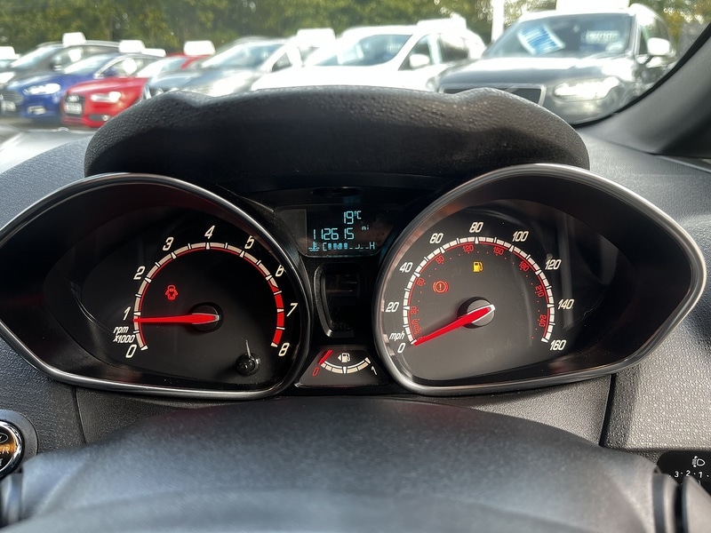 Used Ford Fiesta 2015 for sale - 76615835: Photo 28