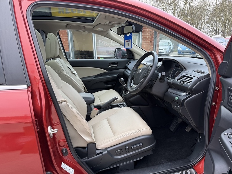 Used Honda CR-V 2017 for sale - 77805803: Photo 11