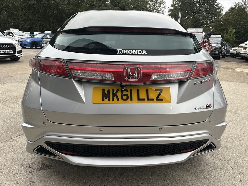 Used Honda Civic 2011 for sale - 76582966: Photo 5