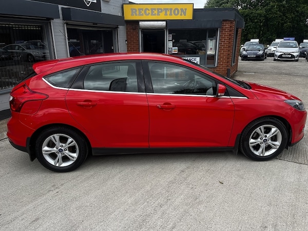 Used Ford Focus 2014 for sale - 75180701: Photo 8