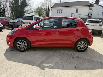 Used Toyota Yaris 2018 for sale - 79434141: Photo