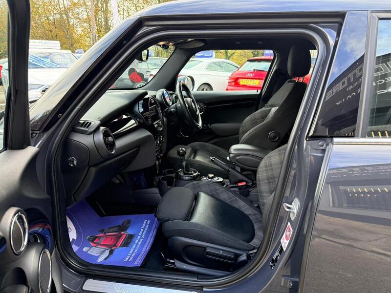 Used MINI Hatch 2016 for sale - 76615757: Photo 15