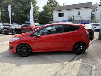 Used Ford Fiesta 2016 for sale - 79434291: Photo