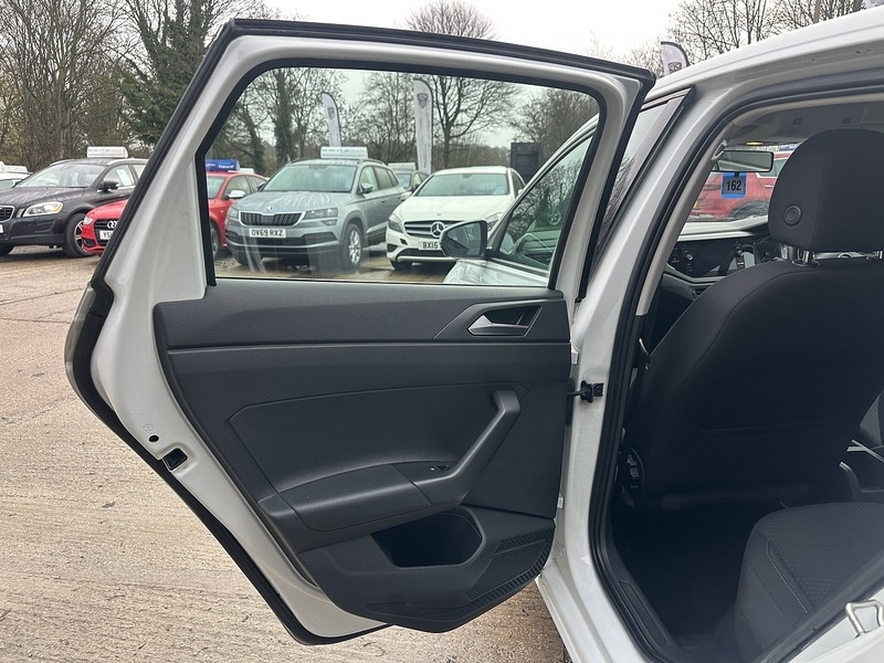 Used Volkswagen Polo 2018 for sale - 76615849: Photo 16