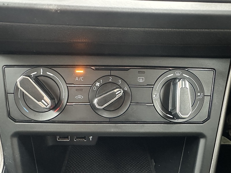 Used Volkswagen Polo 2018 for sale - 76615849: Photo 25