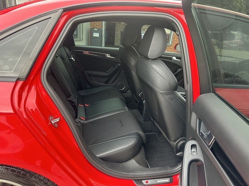 Used Audi A4 2014 for sale - 76615776: Photo 15