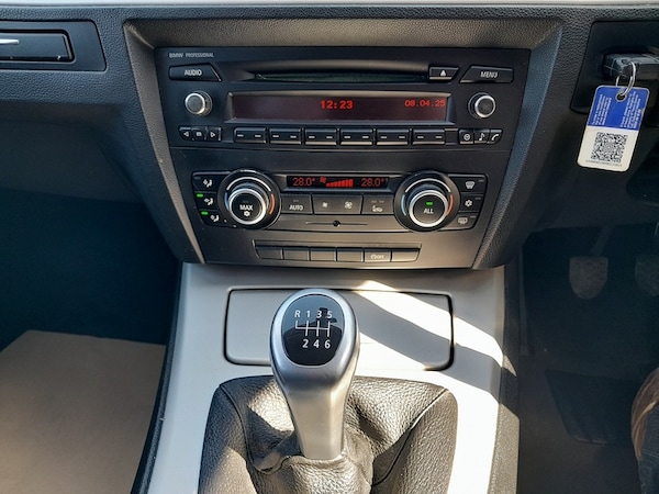 Used BMW 3 Series 2009 for sale - 75180684: Photo 15