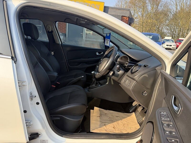 Used Renault Clio 2017 for sale - 77976823: Photo 10