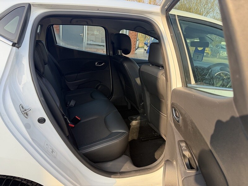 Used Renault Clio 2017 for sale - 77976823: Photo 16