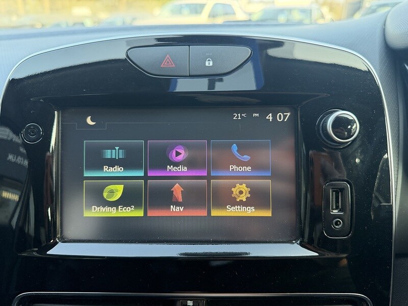 Used Renault Clio 2017 for sale - 77976823: Photo 21