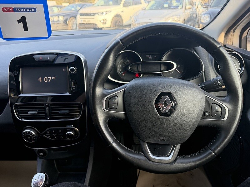 Used Renault Clio 2017 for sale - 77976823: Photo 29