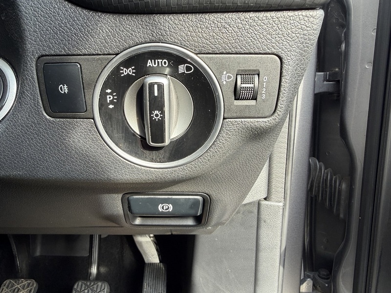 Used Mercedes-Benz A-Class 2013 for sale - 77980796: Photo 29