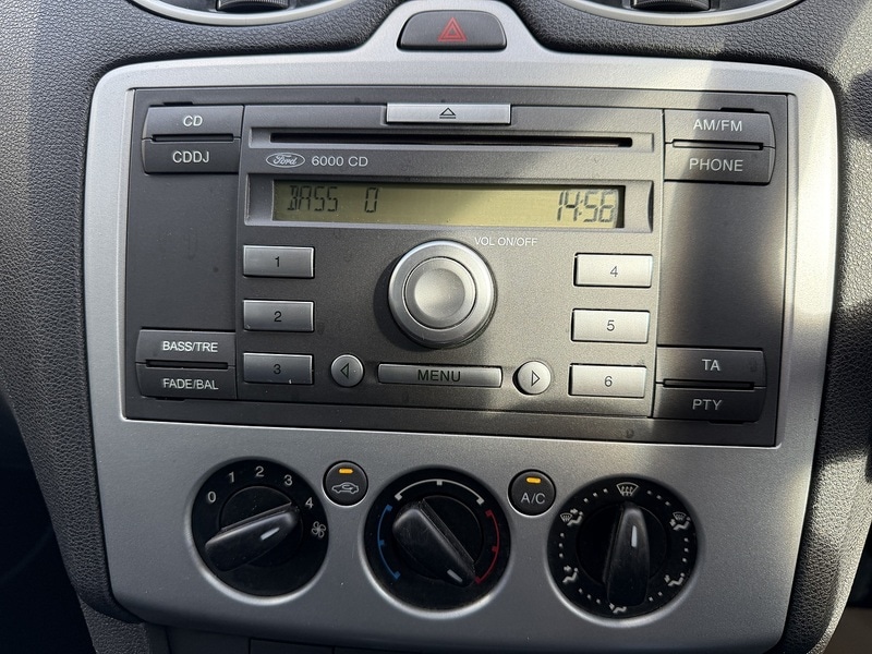 Used Ford Focus 2005 for sale - 77880678: Photo 25