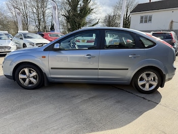 Used Ford Focus 2005 for sale - 77880678: Photo