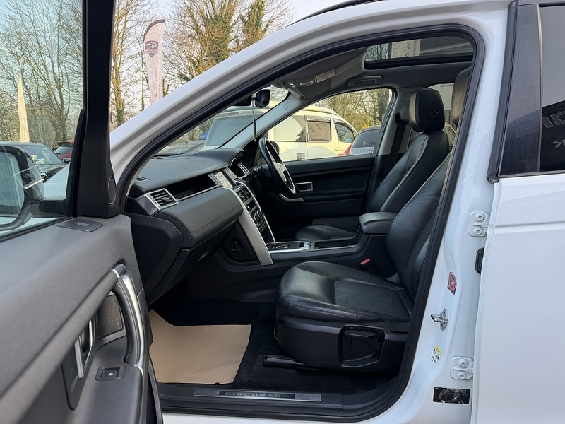 Used Land Rover Discovery Sport 2015 for sale - 77976777: Photo 12