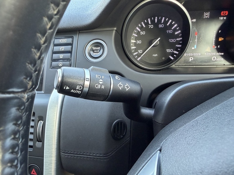 Used Land Rover Discovery Sport 2015 for sale - 77976777: Photo 35