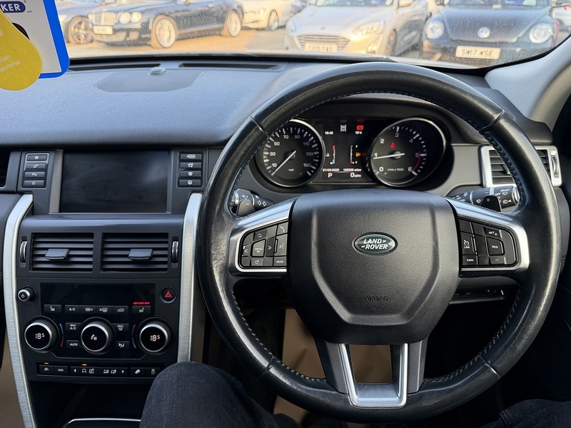 Used Land Rover Discovery Sport 2015 for sale - 77976777: Photo 38