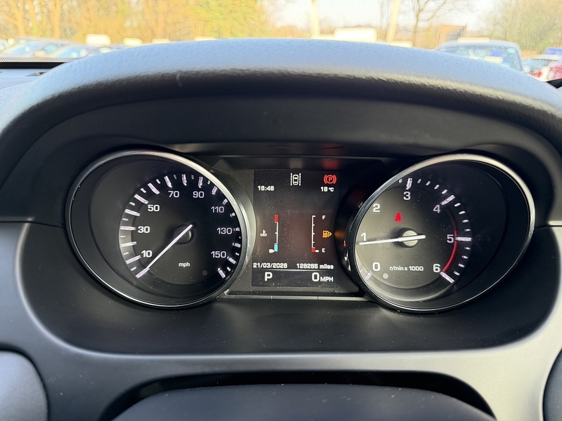 Used Land Rover Discovery Sport 2015 for sale - 77976777: Photo 39