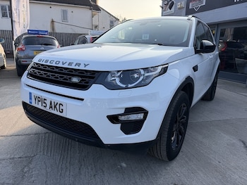 Used Land Rover Discovery Sport 2015 for sale - 77976777: Photo