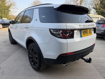Used Land Rover Discovery Sport 2015 for sale - 77976777: Photo