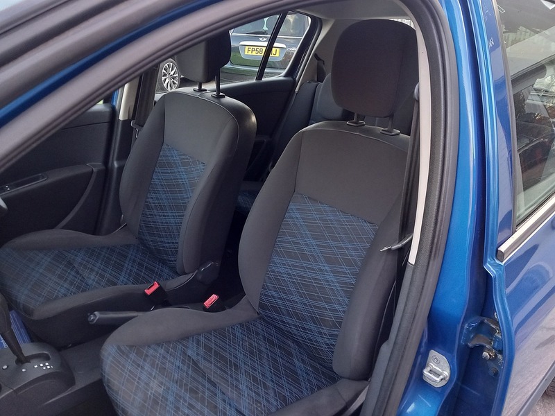 Used Renault Clio 2009 for sale - 76615850: Photo 14