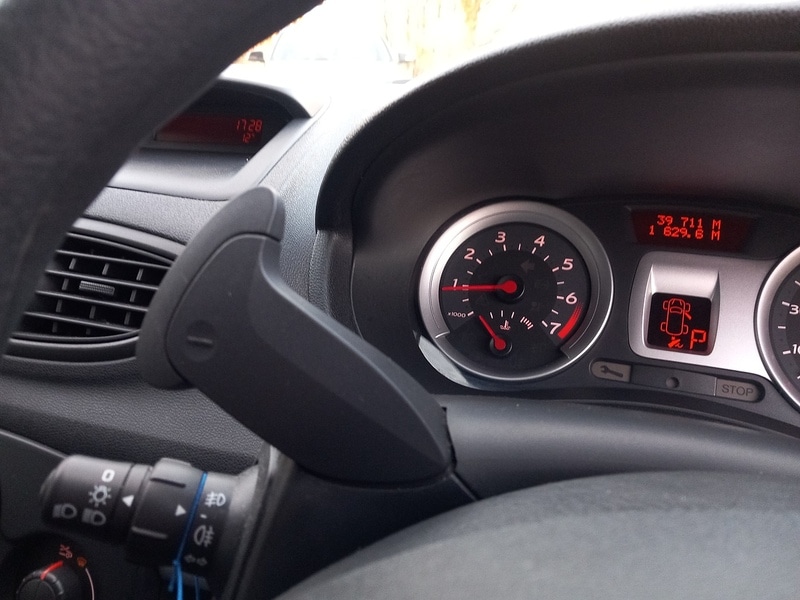 Used Renault Clio 2009 for sale - 76615850: Photo 21