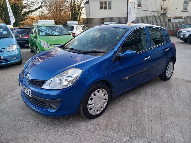 Used Renault Clio 2009 for sale - 76615850: Photo 3