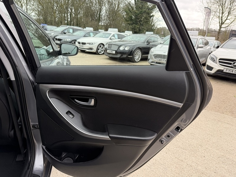 Used Hyundai i30 2013 for sale - 77846498: Photo 15