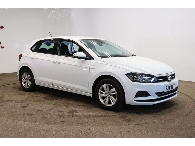 Used Volkswagen Polo 2018 for sale - 76589049: Photo 2