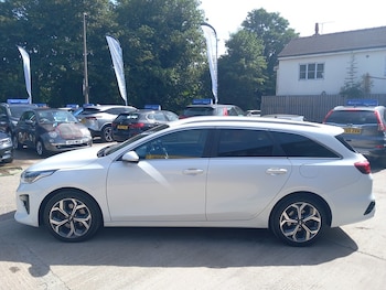 Used Kia Ceed 2019 for sale - 79445803: Photo