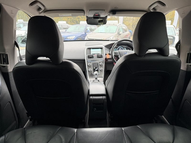 Used Volvo XC60 2015 for sale - 76615786: Photo 11