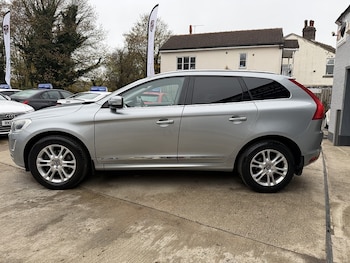 Used Volvo XC60 2015 for sale - 76615786: Photo