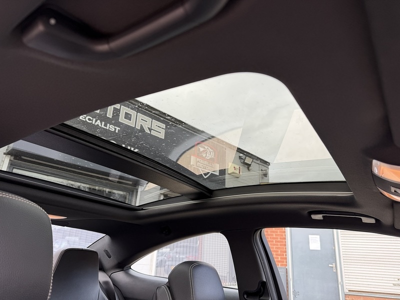 Used Mercedes-Benz C Class 2015 for sale - 77708983: Photo 17