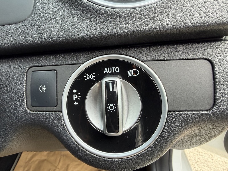 Used Mercedes-Benz C Class 2015 for sale - 77708983: Photo 23