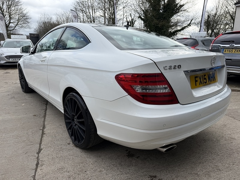 Used Mercedes-Benz C Class 2015 for sale - 77708983: Photo 4
