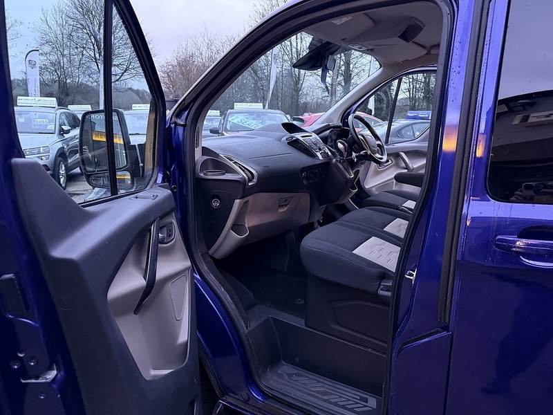 Used Ford Tourneo Custom 2017 for sale - 76725186: Photo 12