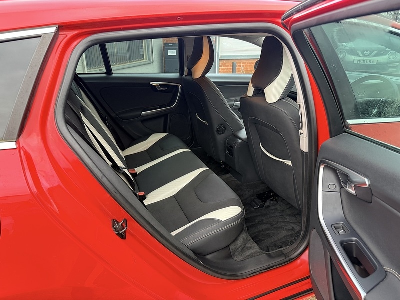 Used Volvo V60 for sale - 77260868: Photo 10