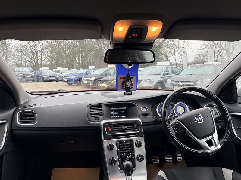 Used Volvo V60 for sale - 77260868: Photo 13