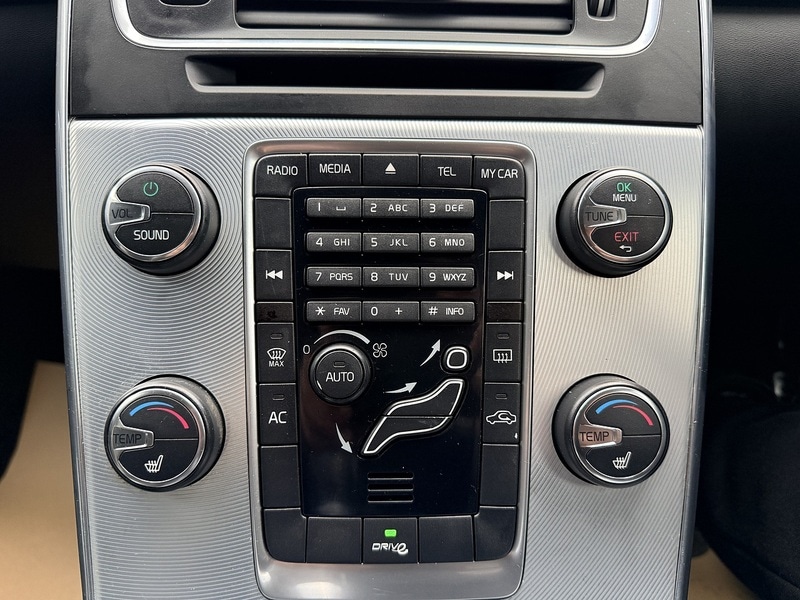 Used Volvo V60 for sale - 77260868: Photo 18