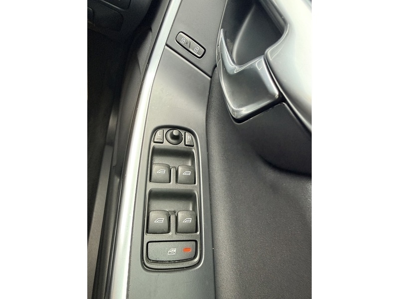 Used Volvo V60 for sale - 77260868: Photo 23