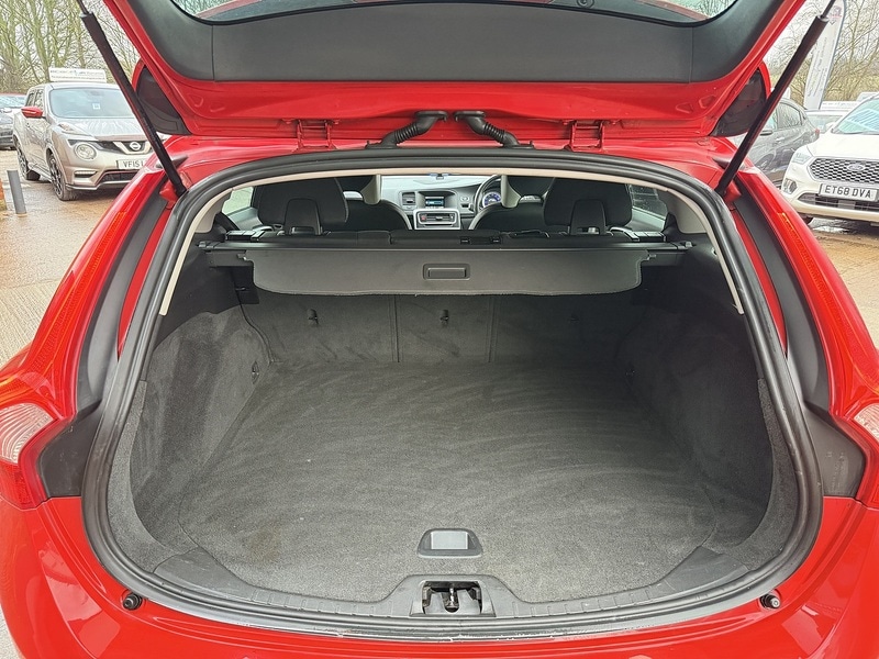 Used Volvo V60 for sale - 77260868: Photo 8