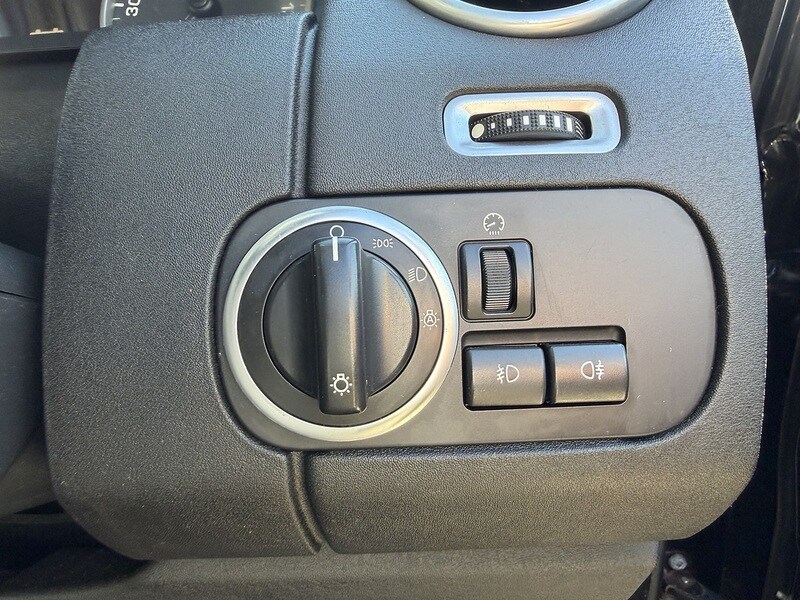 Used Land Rover Discovery 4 for sale - 78197523: Photo 29