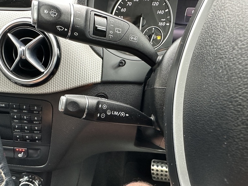 Used Mercedes-Benz B Class 2014 for sale - 76615790: Photo 19