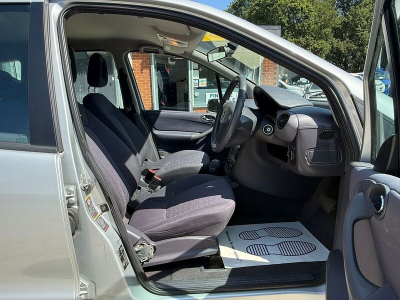 Used Mercedes-Benz A-Class 2004 for sale - 76615761: Photo 11