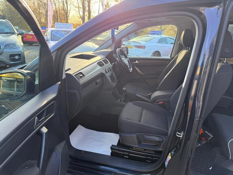 Used Volkswagen Caddy Maxi Life 2018 for sale - 76615823: Photo 14