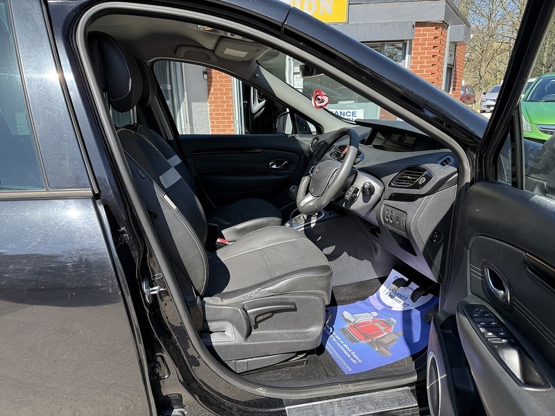 Used Renault Grand Scenic 2012 for sale - 76615775: Photo 15